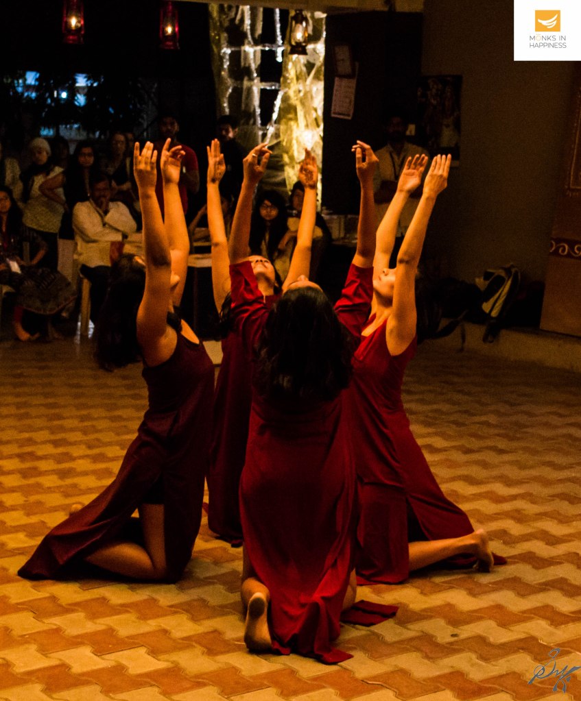 iapar-pune-2016-monks-in-happiness-114-2