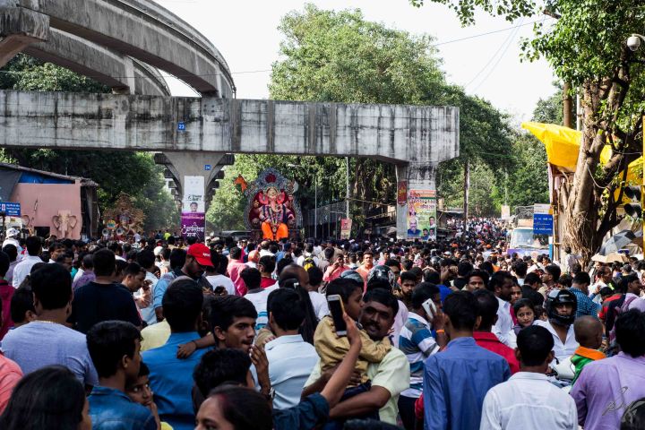 Dense crowd awaits the arrival of the Ganesh Idol for Visarjan Dense crowd awaits the arrival of the Ganesh Idol for Visarjan