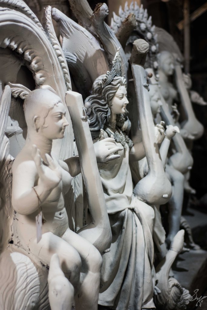 Saraswati Idols waiting to be painted